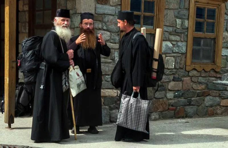 Oameni-buni-prieteni-pe-viata-800×520-1-jpg