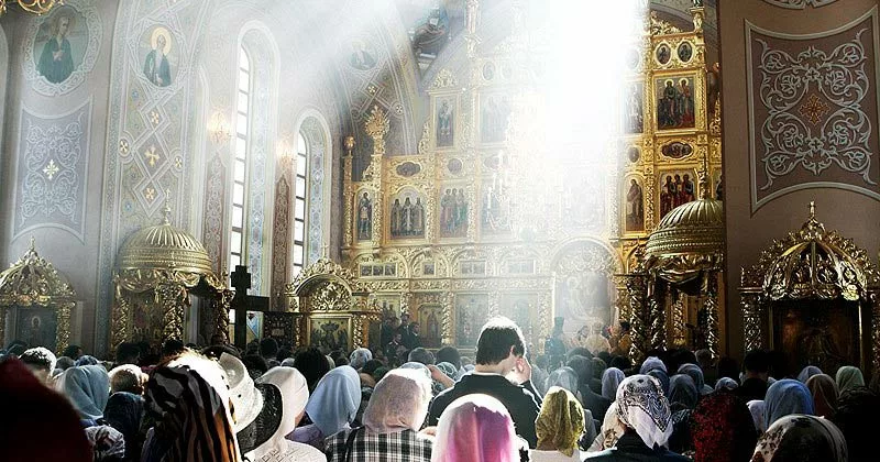 frecventarea-bisericii-si-protectia-lui-Dumnezeu