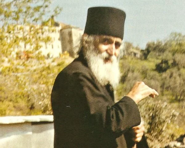 parintele-paisie-aghioritul2-1-600×480-1-jpg